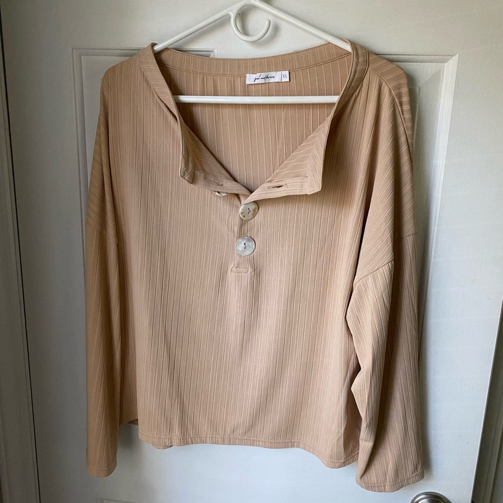 Long sleeve top